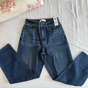 Abercrombie (The Mom Jean) - High Rise - Curve Love